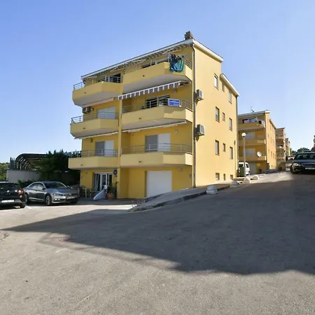 Ema Διαμέρισμα