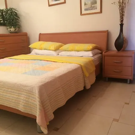 Ema Apartment Kozino