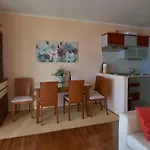 Ema Διαμέρισμα Kožino